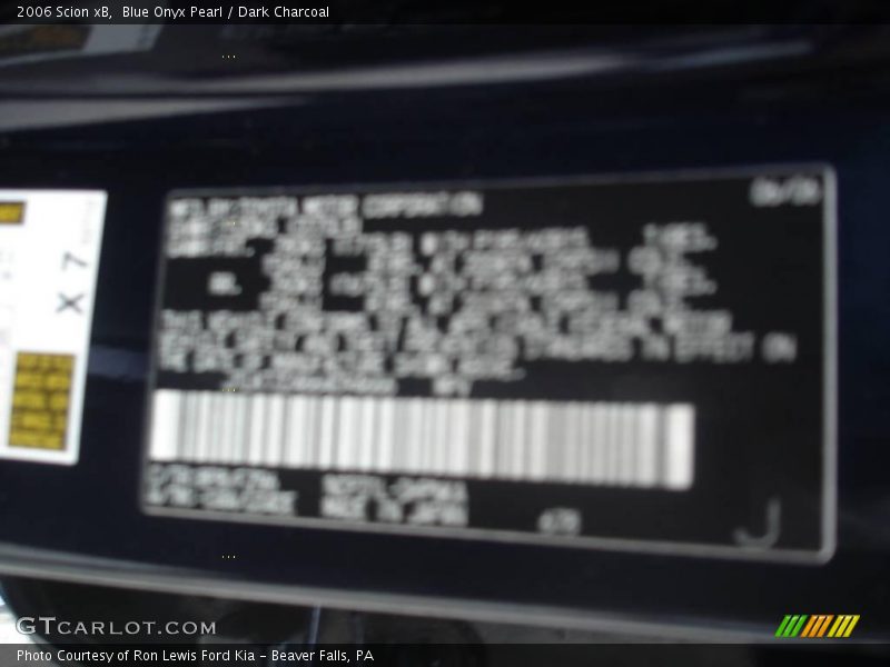 Blue Onyx Pearl / Dark Charcoal 2006 Scion xB