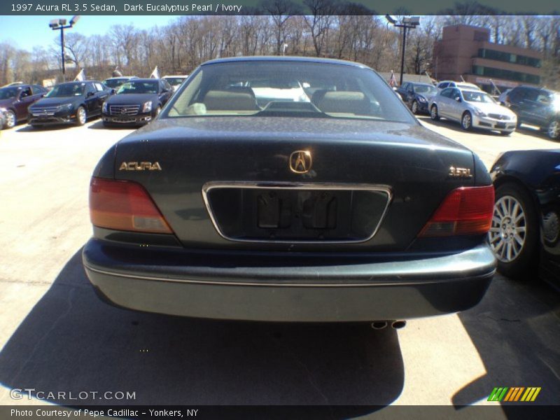 Dark Eucalyptus Pearl / Ivory 1997 Acura RL 3.5 Sedan