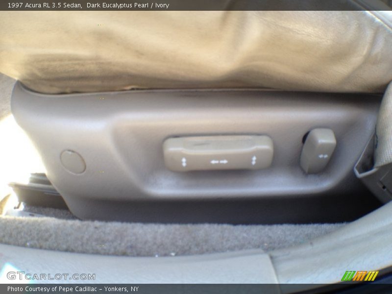 Dark Eucalyptus Pearl / Ivory 1997 Acura RL 3.5 Sedan