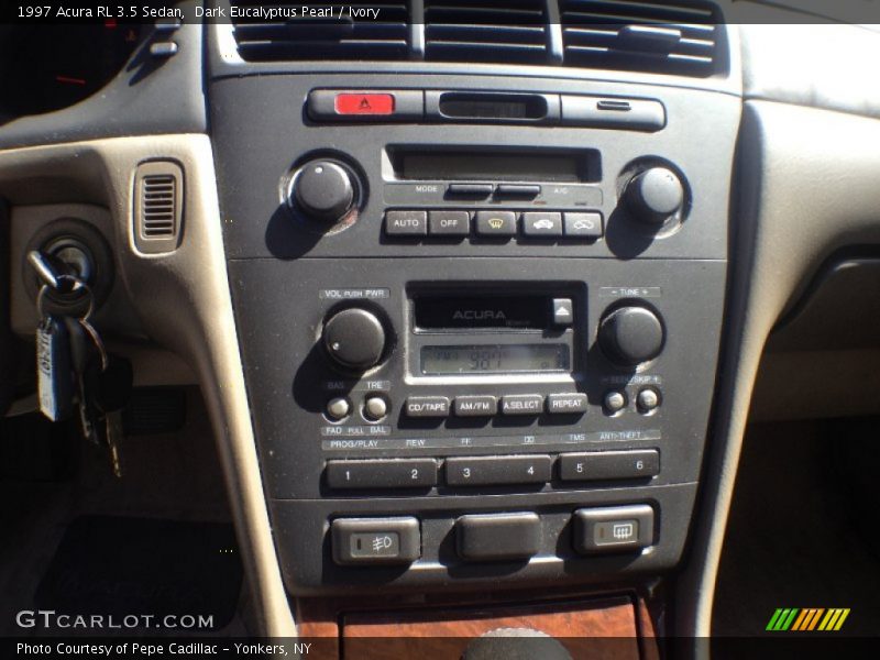Controls of 1997 RL 3.5 Sedan