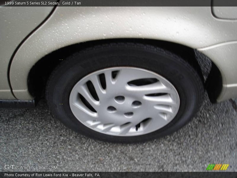 Gold / Tan 1999 Saturn S Series SL2 Sedan