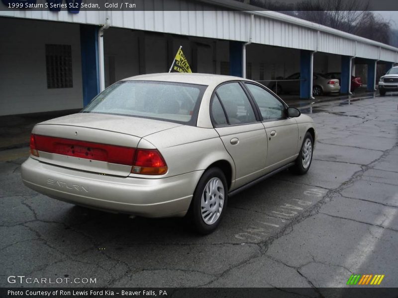 Gold / Tan 1999 Saturn S Series SL2 Sedan