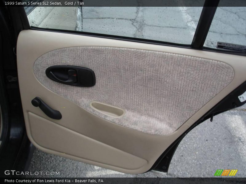 Gold / Tan 1999 Saturn S Series SL2 Sedan