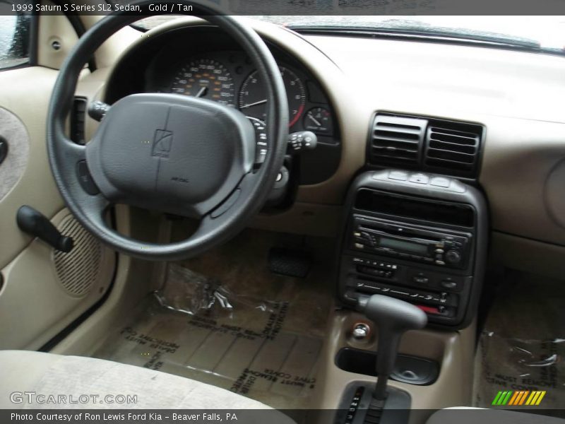 Gold / Tan 1999 Saturn S Series SL2 Sedan