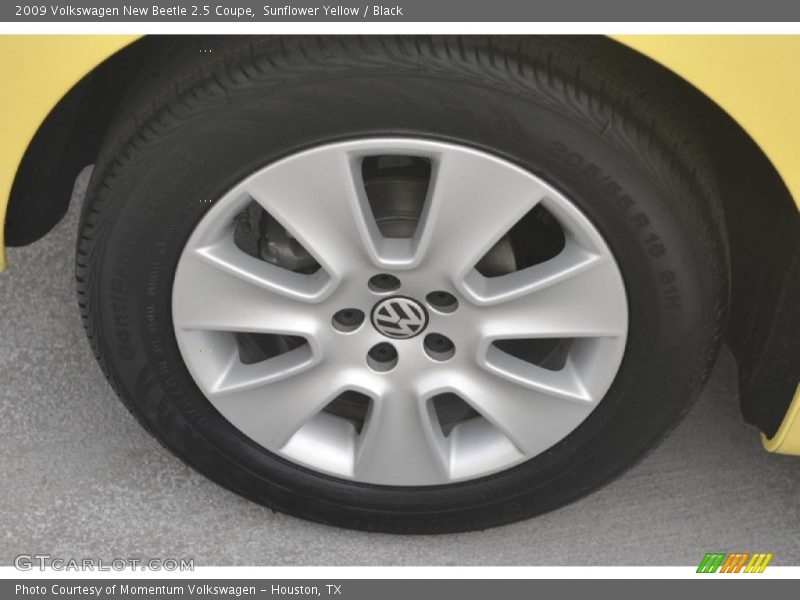 Sunflower Yellow / Black 2009 Volkswagen New Beetle 2.5 Coupe