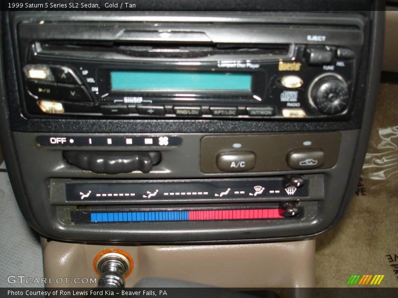 Gold / Tan 1999 Saturn S Series SL2 Sedan