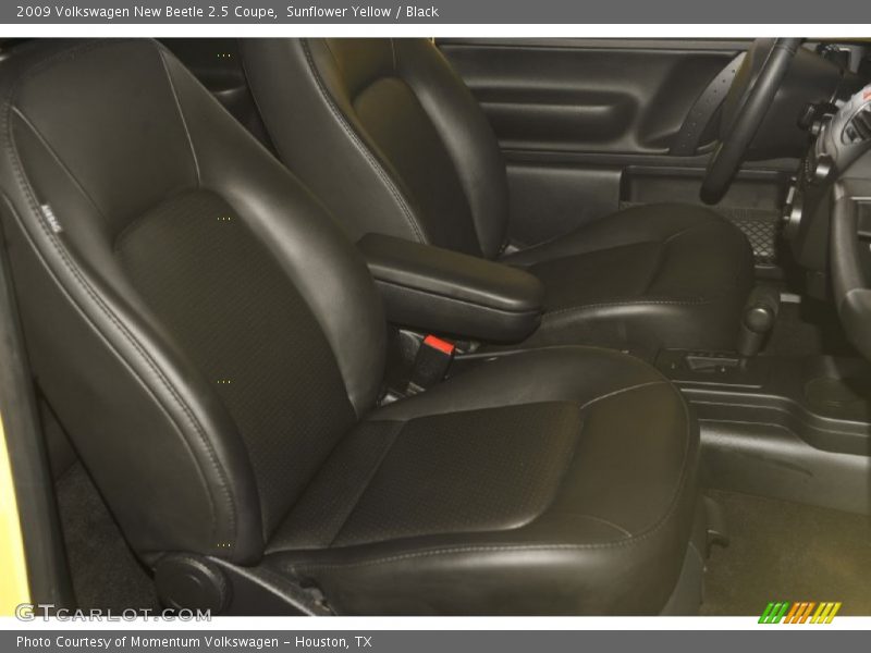 Sunflower Yellow / Black 2009 Volkswagen New Beetle 2.5 Coupe