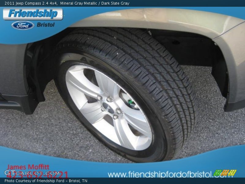 Mineral Gray Metallic / Dark Slate Gray 2011 Jeep Compass 2.4 4x4