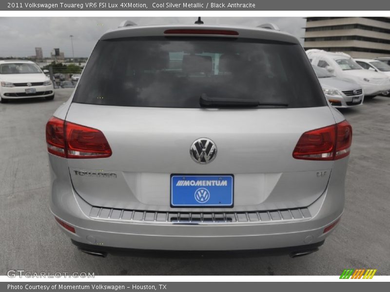 Cool Silver Metallic / Black Anthracite 2011 Volkswagen Touareg VR6 FSI Lux 4XMotion