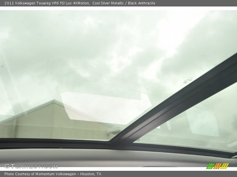 Cool Silver Metallic / Black Anthracite 2011 Volkswagen Touareg VR6 FSI Lux 4XMotion