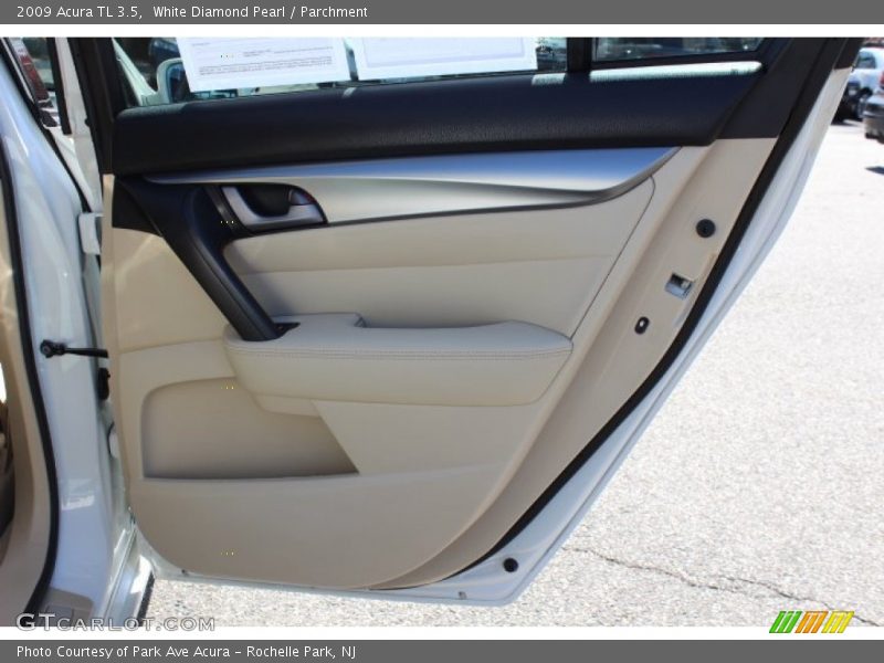White Diamond Pearl / Parchment 2009 Acura TL 3.5