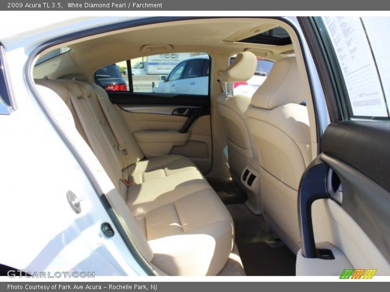 White Diamond Pearl / Parchment 2009 Acura TL 3.5