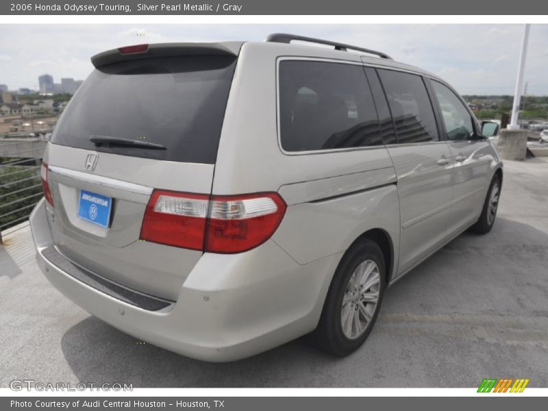 Silver Pearl Metallic / Gray 2006 Honda Odyssey Touring