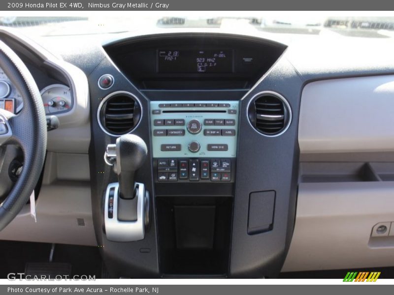 Nimbus Gray Metallic / Gray 2009 Honda Pilot EX 4WD