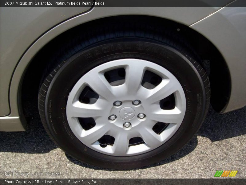 Platinum Beige Pearl / Beige 2007 Mitsubishi Galant ES