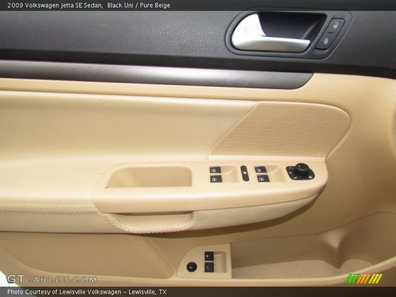 Black Uni / Pure Beige 2009 Volkswagen Jetta SE Sedan
