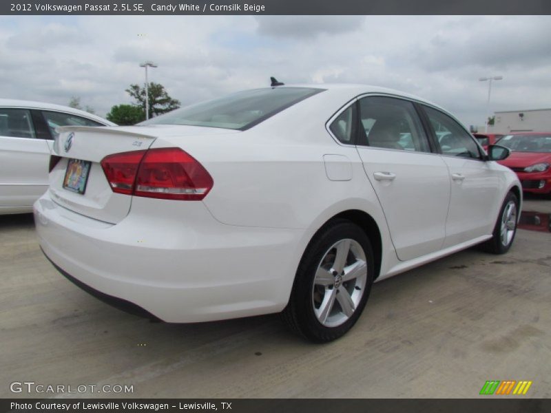 Candy White / Cornsilk Beige 2012 Volkswagen Passat 2.5L SE