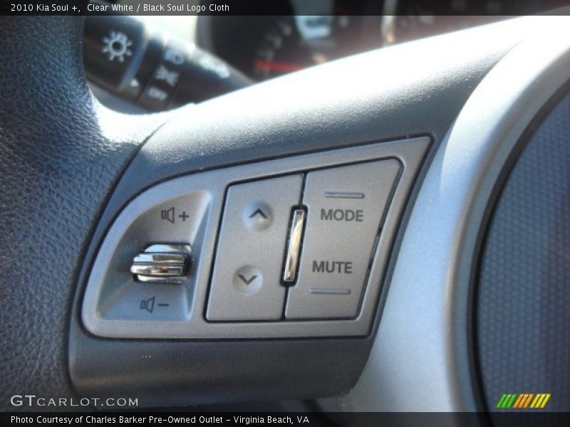 Clear White / Black Soul Logo Cloth 2010 Kia Soul +