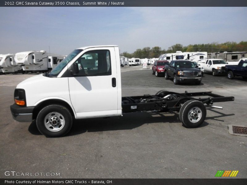  2012 Savana Cutaway 3500 Chassis Summit White