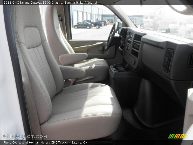 Summit White / Neutral 2012 GMC Savana Cutaway 3500 Chassis