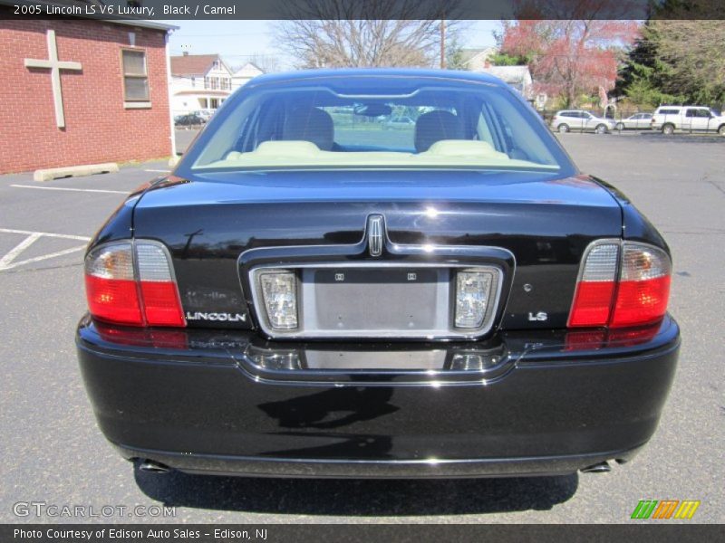Black / Camel 2005 Lincoln LS V6 Luxury