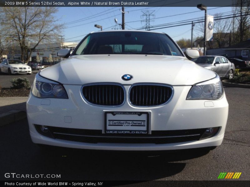 Alpine White / Natural Brown Dakota Leather 2009 BMW 5 Series 528xi Sedan