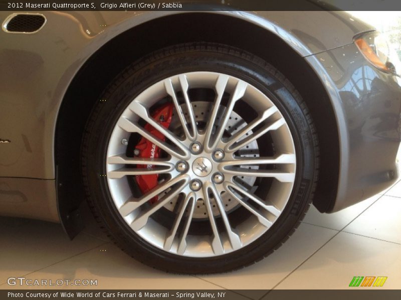 19" Executive Silver Alloy - 2012 Maserati Quattroporte S