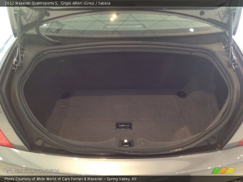 Grigio Alfieri (Grey) / Sabbia 2012 Maserati Quattroporte S