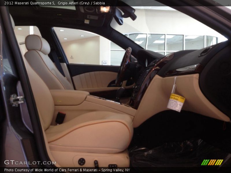 Grigio Alfieri (Grey) / Sabbia 2012 Maserati Quattroporte S