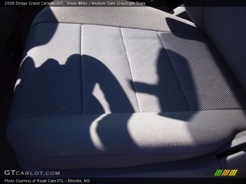 Stone White / Medium Slate Gray/Light Shale 2008 Dodge Grand Caravan SXT