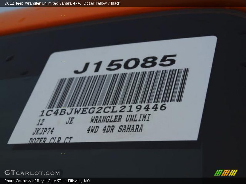 Dozer Yellow / Black 2012 Jeep Wrangler Unlimited Sahara 4x4
