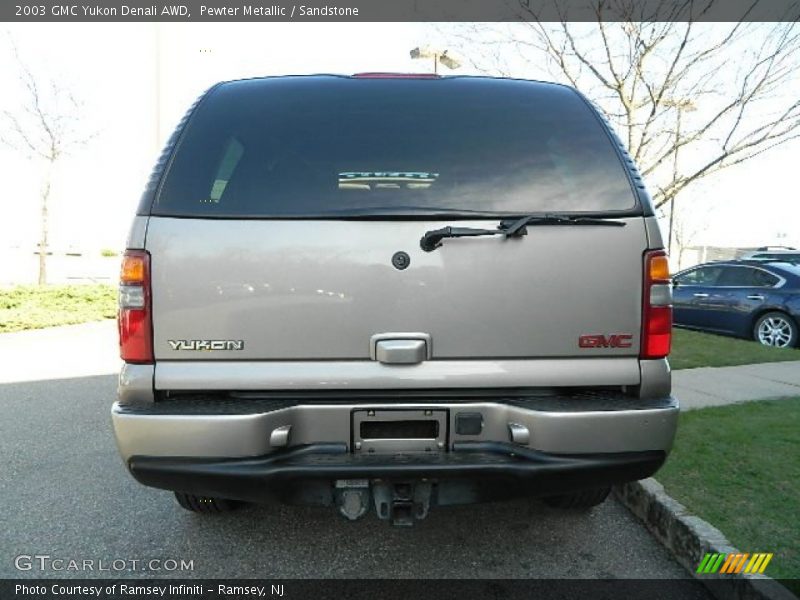 Pewter Metallic / Sandstone 2003 GMC Yukon Denali AWD