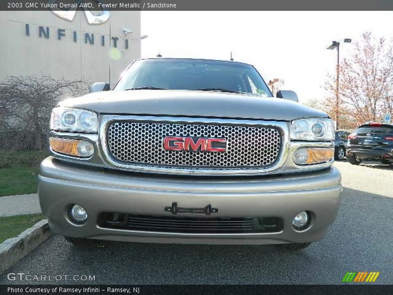 Pewter Metallic / Sandstone 2003 GMC Yukon Denali AWD