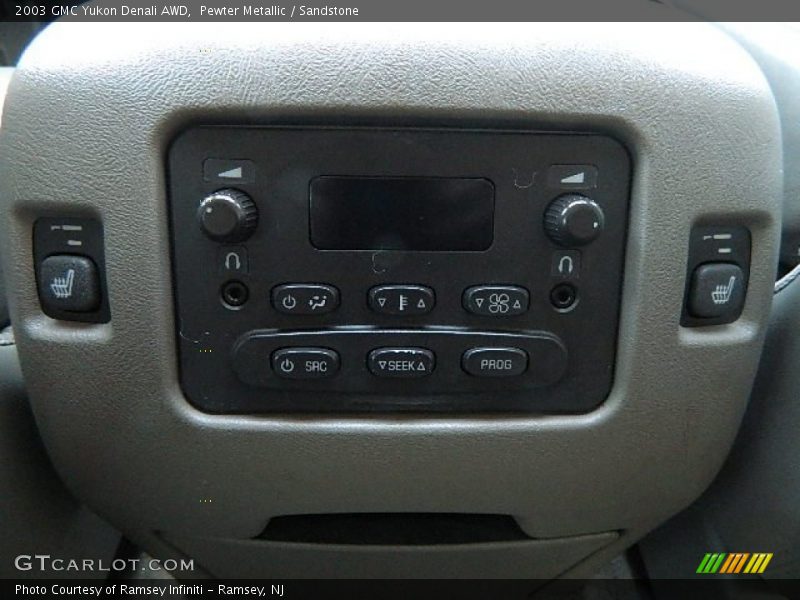 Pewter Metallic / Sandstone 2003 GMC Yukon Denali AWD