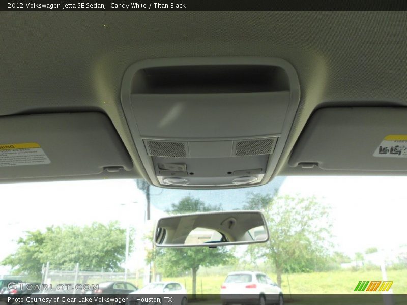 Candy White / Titan Black 2012 Volkswagen Jetta SE Sedan
