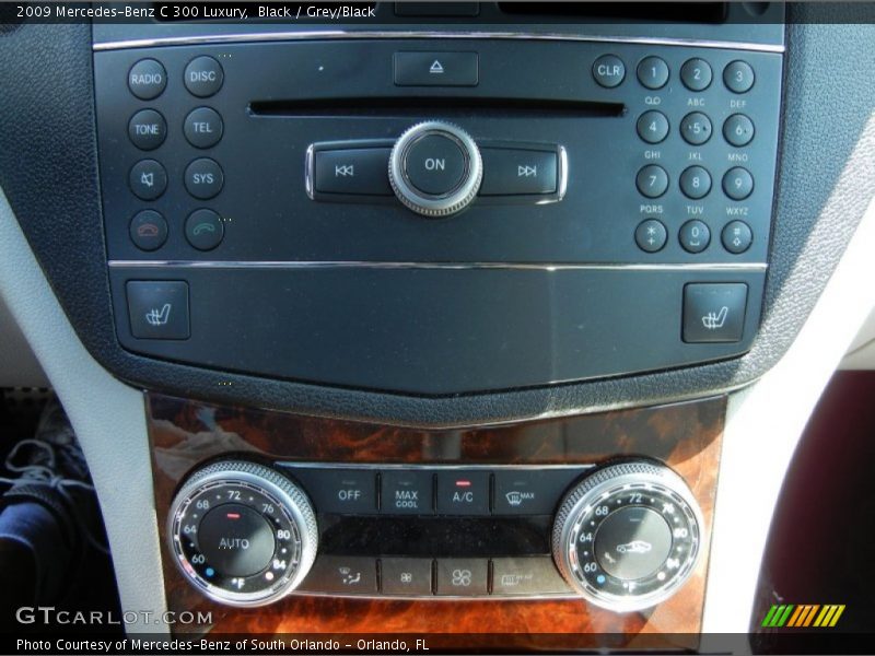 Controls of 2009 C 300 Luxury