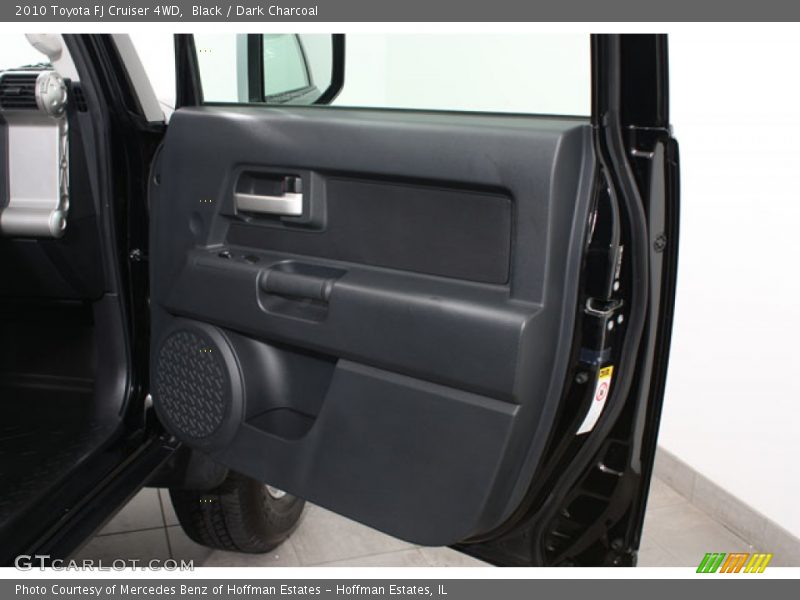 Black / Dark Charcoal 2010 Toyota FJ Cruiser 4WD