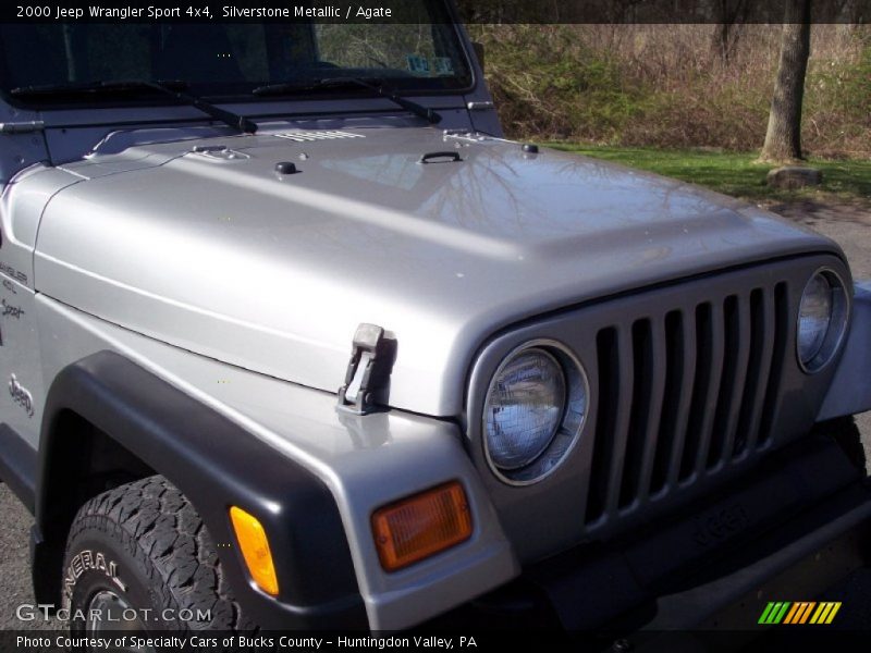 Silverstone Metallic / Agate 2000 Jeep Wrangler Sport 4x4