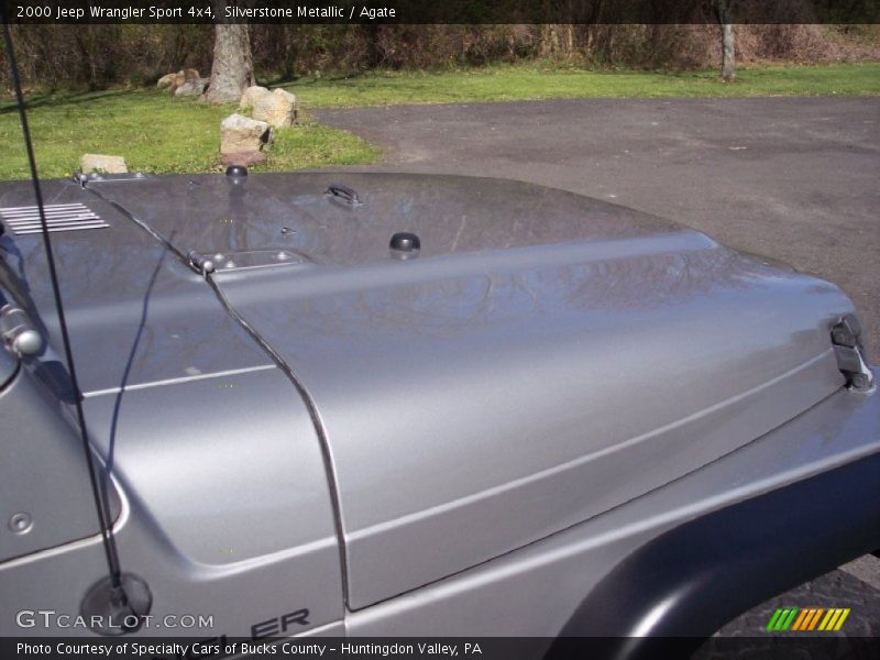 Silverstone Metallic / Agate 2000 Jeep Wrangler Sport 4x4