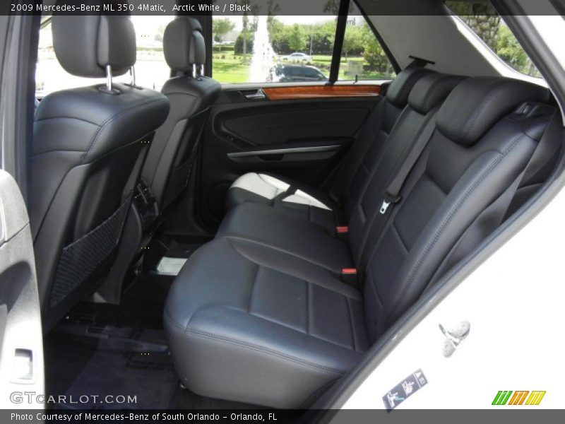 Arctic White / Black 2009 Mercedes-Benz ML 350 4Matic