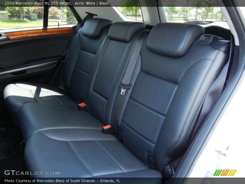 Arctic White / Black 2009 Mercedes-Benz ML 350 4Matic
