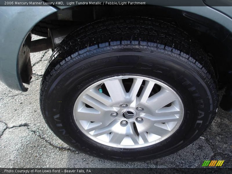 Light Tundra Metallic / Pebble/Light Parchment 2006 Mercury Mariner Luxury 4WD