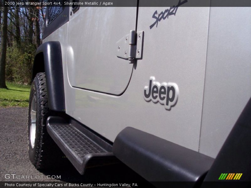 Silverstone Metallic / Agate 2000 Jeep Wrangler Sport 4x4