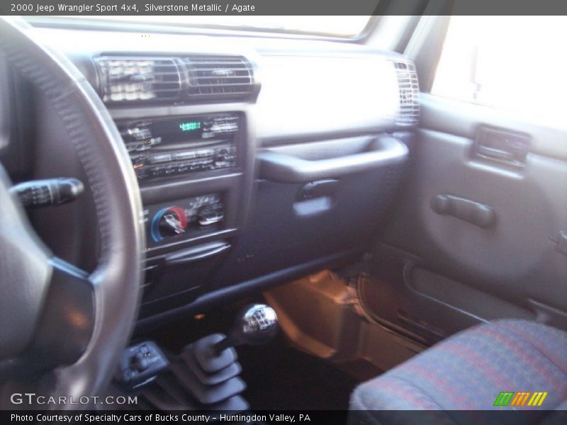 Silverstone Metallic / Agate 2000 Jeep Wrangler Sport 4x4