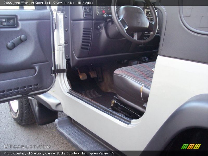 Silverstone Metallic / Agate 2000 Jeep Wrangler Sport 4x4