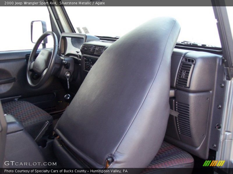 Silverstone Metallic / Agate 2000 Jeep Wrangler Sport 4x4