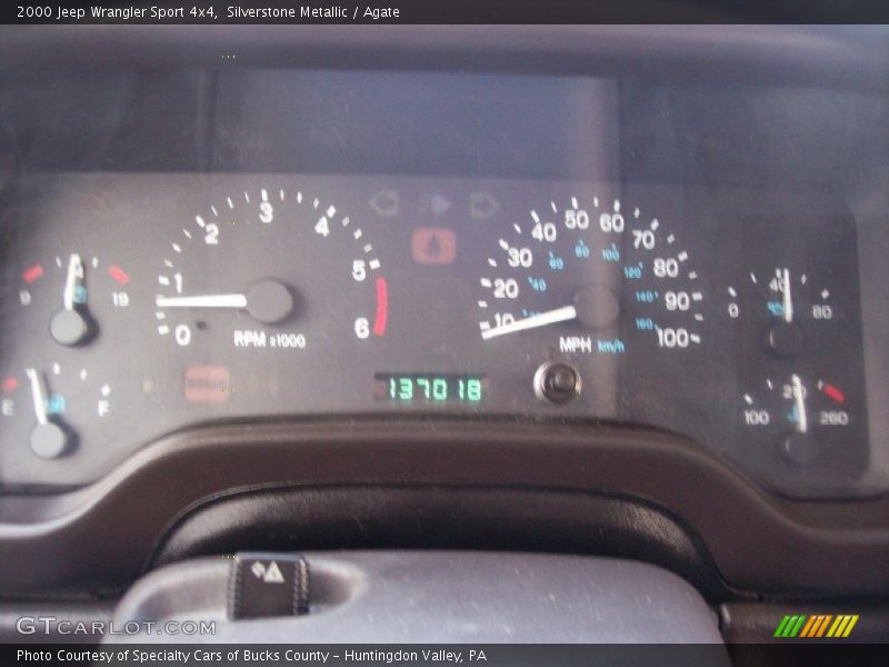 Silverstone Metallic / Agate 2000 Jeep Wrangler Sport 4x4