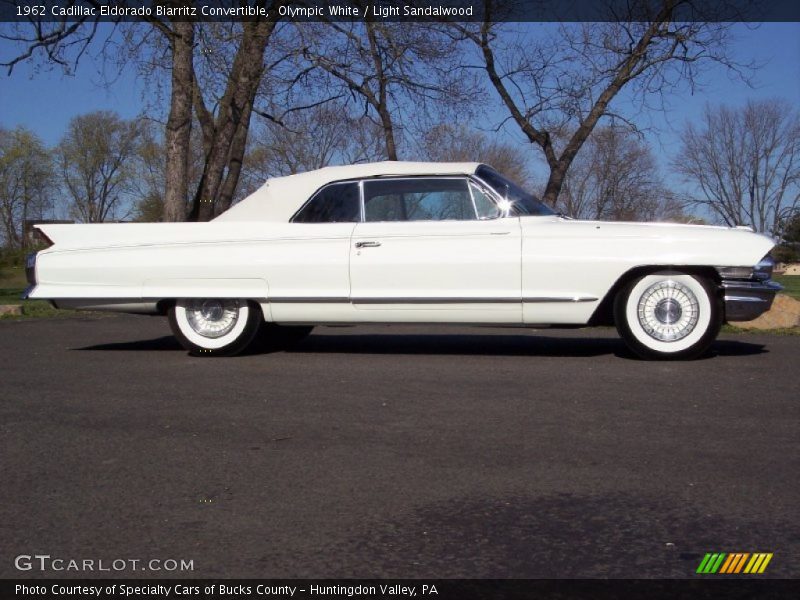 Olympic White / Light Sandalwood 1962 Cadillac Eldorado Biarritz Convertible