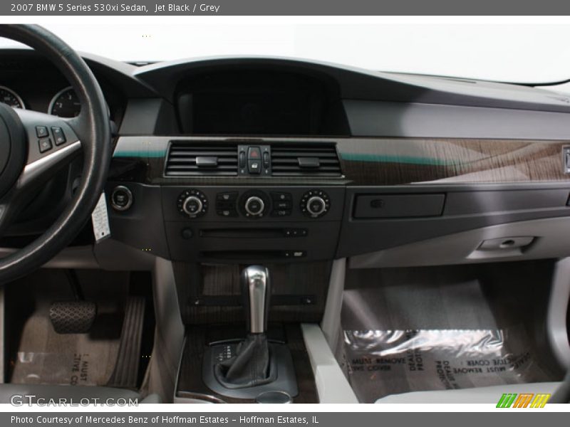 Jet Black / Grey 2007 BMW 5 Series 530xi Sedan