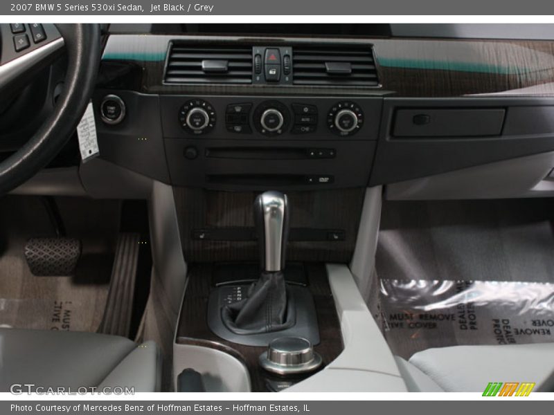 Jet Black / Grey 2007 BMW 5 Series 530xi Sedan